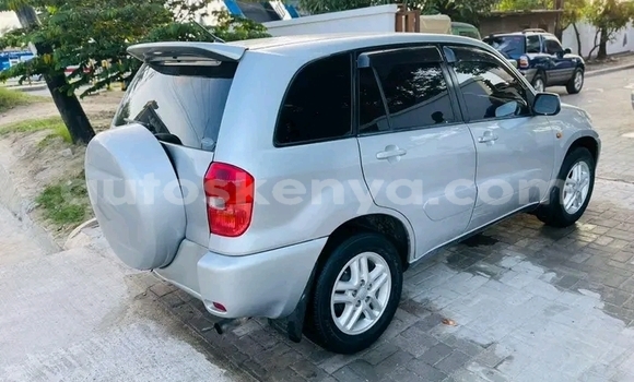 Buy Used Toyota RAV4 White Car in Kandara in Nairobi Buy Used Toyota RAV4 White Car in Kandara in Nairobi