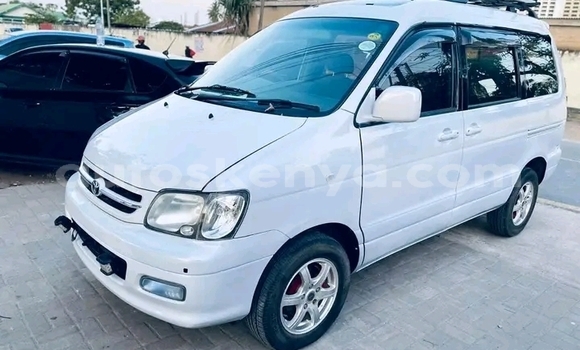 Buy Used Toyota Noah White Car in Chuka in East Kenya Buy Used Toyota Noah White Car in Chuka in East Kenya