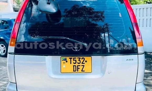 Buy Used Toyota Noah White Car in Busia in West Kenya Buy Used Toyota Noah White Car in Busia in West Kenya