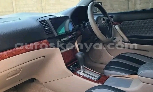 Oofamaa Toyota Premio Other Makiinaa iti Bomet keessatti Rift Valley keessatti