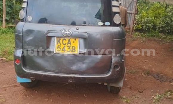 Nunua Ilio tumika Toyota Sienta Nyingine Gari ndani ya Nairobi nchini Nairobi