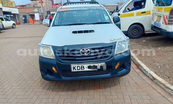 Nunua Ilio tumika Toyota Hilux Nyingine Gari ndani ya Nairobi nchini Nairobi Nunua Ilio tumika Toyota Hilux Nyingine Gari ndani ya Nairobi nchini Nairobi