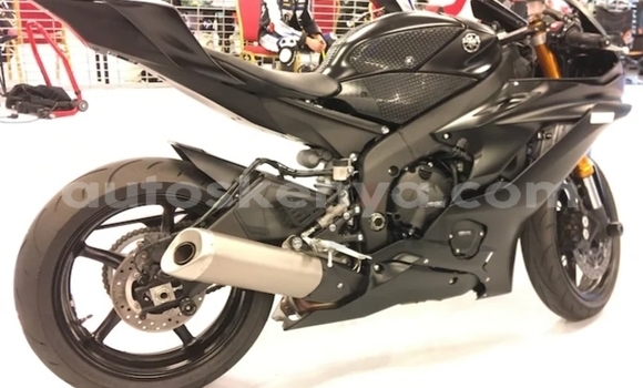 Oofamaa Yamaha YZF Black Doqdoqqee iti Nairobi keessatti Nairobi keessatti