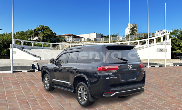 Buy Used Toyota Land Cruiser Blue Car in Mombasa in Coastal Kenya Buy Used Toyota Land Cruiser Blue Car in Mombasa in Coastal Kenya