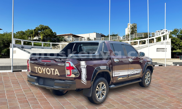 Buy Used Toyota Hiluxe Revo Red Car in Mombasa in Coastal Kenya Buy Used Toyota Hiluxe Revo Red Car in Mombasa in Coastal Kenya