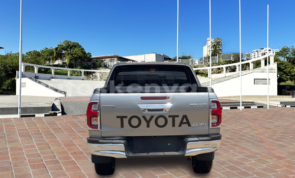 Buy Used Toyota Hiluxe Revo Silver Car in Mombasa in Coastal Kenya Buy Used Toyota Hiluxe Revo Silver Car in Mombasa in Coastal Kenya