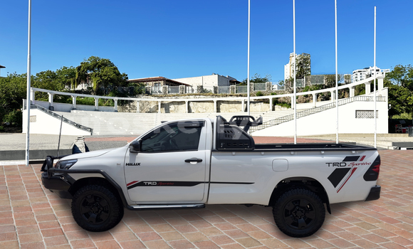 Buy Used Toyota Hiluxe Revo White Car in Mombasa in Coastal Kenya Buy Used Toyota Hiluxe Revo White Car in Mombasa in Coastal Kenya