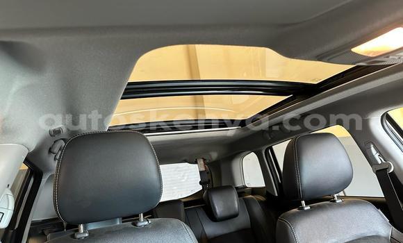 Buy Used Suzuki Grand Vitara Beige Car in Mombasa in Coastal Kenya Buy Used Suzuki Grand Vitara Beige Car in Mombasa in Coastal Kenya