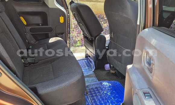 Nunua Ilio tumika Toyota Spade Nyeusi Gari ndani ya Nairobi nchini Nairobi Nunua Ilio tumika Toyota Spade Nyeusi Gari ndani ya Nairobi nchini Nairobi