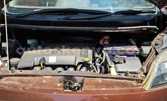 Nunua Ilio tumika Toyota Spade Nyeusi Gari ndani ya Nairobi nchini Nairobi Nunua Ilio tumika Toyota Spade Nyeusi Gari ndani ya Nairobi nchini Nairobi