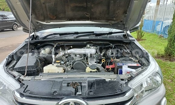 Nunua Ilio tumika Toyota Hilux Nyeusi Gari ndani ya Nairobi nchini Nairobi Nunua Ilio tumika Toyota Hilux Nyeusi Gari ndani ya Nairobi nchini Nairobi