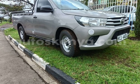 Nunua Ilio tumika Toyota Hilux Nyeusi Gari ndani ya Nairobi nchini Nairobi Nunua Ilio tumika Toyota Hilux Nyeusi Gari ndani ya Nairobi nchini Nairobi