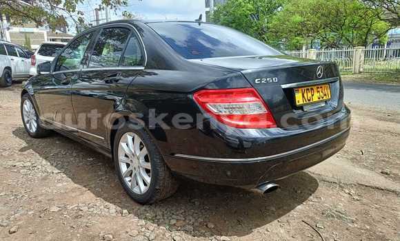 Nunua Ilio tumika Mercedes-Benz C250 coupe Bluu Gari ndani ya Nairobi nchini Nairobi Nunua Ilio tumika Mercedes-Benz C250 coupe Bluu Gari ndani ya Nairobi nchini Nairobi