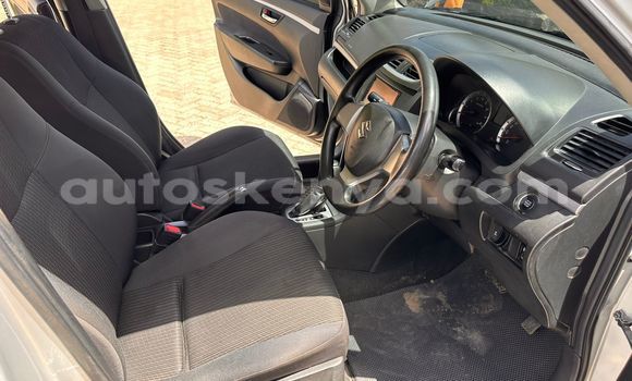 Nunua Ilio tumika Suzuki Swift Fedha Gari ndani ya Nairobi nchini Nairobi Nunua Ilio tumika Suzuki Swift Fedha Gari ndani ya Nairobi nchini Nairobi