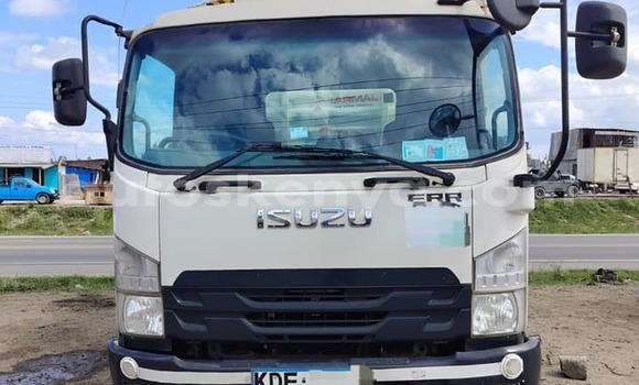 Buy Used Isuzu FRR 33L White Truck in Nairobi in Nairobi