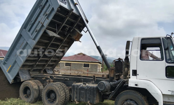 Buy Used Isuzu Bighorn White Truck in Nairobi in Nairobi Buy Used Isuzu Bighorn White Truck in Nairobi in Nairobi