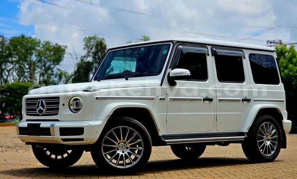 Buy Used Mercedes-Benz GLC 250D White Car in Bute in Northeast Kenya Buy Used Mercedes-Benz GLC 250D White Car in Bute in Northeast Kenya