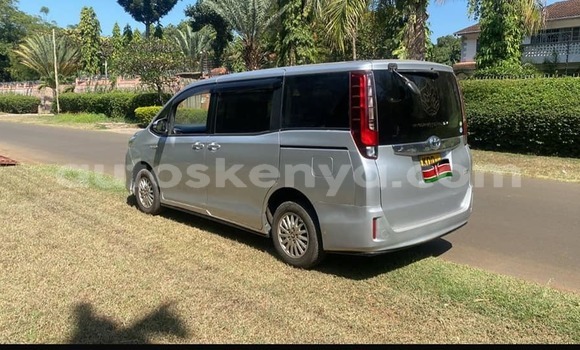 Buy Used Toyota Noah Other Car in Bungoma in West Kenya Buy Used Toyota Noah Other Car in Bungoma in West Kenya