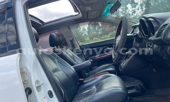 Buy Used Toyota Harrier White Car in Bomet in Rift Valley Buy Used Toyota Harrier White Car in Bomet in Rift Valley