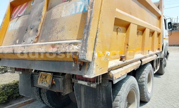 Buy Used Toyota Dyna White Truck in Bura in Northeast Kenya Buy Used Toyota Dyna White Truck in Bura in Northeast Kenya