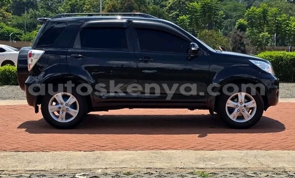 Oofamaa Toyota Rush Black Makiinaa iti Bute keessatti Northeast Kenya keessatti