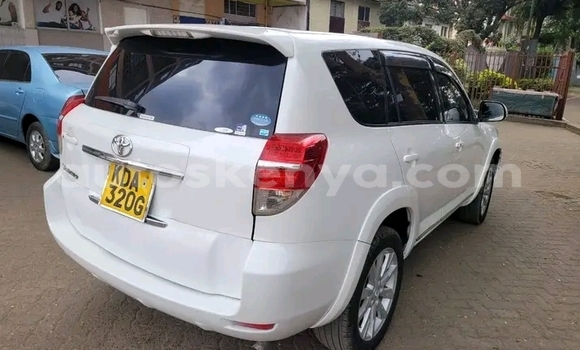 Buy Used Toyota Vanguard White Car in Changamwe in Coast Buy Used Toyota Vanguard White Car in Changamwe in Coast