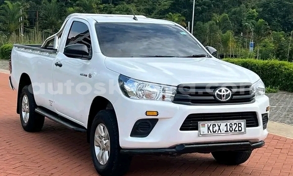 Buy Used Toyota Hilux White Car in Gatanga in Nairobi Buy Used Toyota Hilux White Car in Gatanga in Nairobi