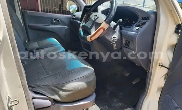 Nunua Ilio tumika Toyota Town Ace Nyeupe Gari ndani ya Busia nchini West Kenya