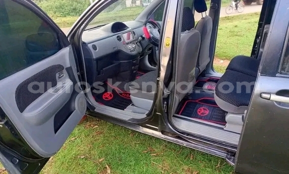Buy Used Toyota Sienta Black Car in Garissa in Northeast Kenya Buy Used Toyota Sienta Black Car in Garissa in Northeast Kenya