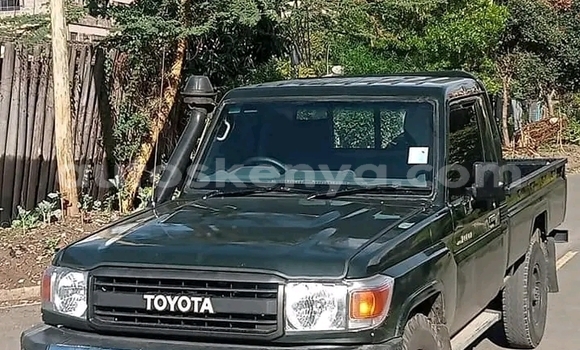 Buy Used Toyota Land Cruiser Black Car in Busia in West Kenya Buy Used Toyota Land Cruiser Black Car in Busia in West Kenya