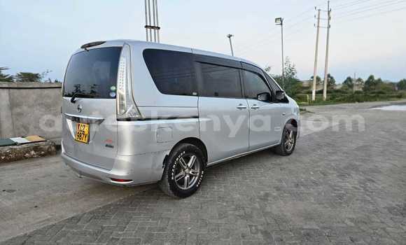 Nunua Ilio tumika Nissan Serena Fedha Gari ndani ya Nairobi nchini Nairobi Nunua Ilio tumika Nissan Serena Fedha Gari ndani ya Nairobi nchini Nairobi