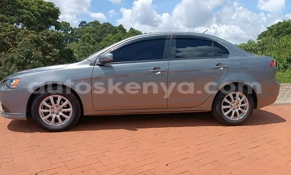 Oofamaa Mitsubishi Lancer Other Makiinaa iti Bute keessatti Northeast Kenya keessatti Oofamaa Mitsubishi Lancer Other Makiinaa iti Bute keessatti Northeast Kenya keessatti