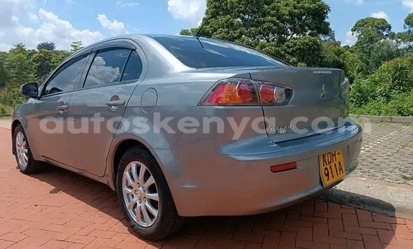 Oofamaa Mitsubishi Lancer Other Makiinaa iti Bute keessatti Northeast Kenya keessatti Oofamaa Mitsubishi Lancer Other Makiinaa iti Bute keessatti Northeast Kenya keessatti