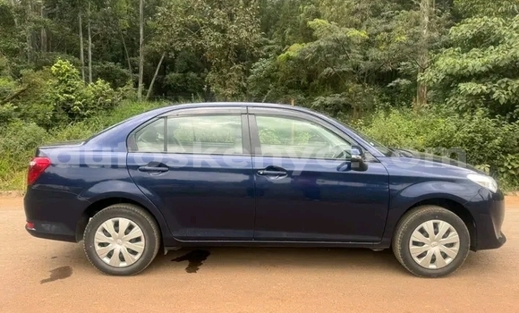 Oofamaa Toyota Axio Other Makiinaa iti Habaswein keessatti Northeast Kenya keessatti Oofamaa Toyota Axio Other Makiinaa iti Habaswein keessatti Northeast Kenya keessatti