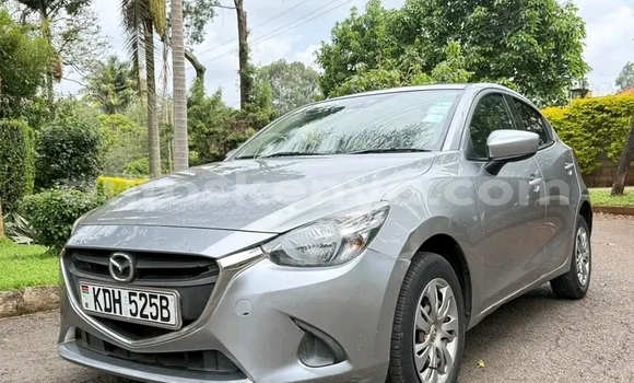Oofamaa Mazda Demio Other Makiinaa iti Bute keessatti Northeast Kenya keessatti Oofamaa Mazda Demio Other Makiinaa iti Bute keessatti Northeast Kenya keessatti