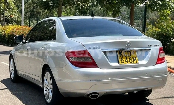 Oofamaa Mercedes‒Benz 250 Other Makiinaa iti Garsen keessatti Coast keessatti Oofamaa Mercedes‒Benz 250 Other Makiinaa iti Garsen keessatti Coast keessatti