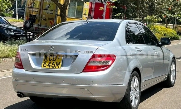 Oofamaa Mercedes‒Benz 250 Other Makiinaa iti Garsen keessatti Coast keessatti Oofamaa Mercedes‒Benz 250 Other Makiinaa iti Garsen keessatti Coast keessatti