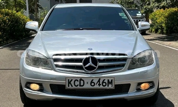 Oofamaa Mercedes‒Benz 250 Other Makiinaa iti Garsen keessatti Coast keessatti Oofamaa Mercedes‒Benz 250 Other Makiinaa iti Garsen keessatti Coast keessatti