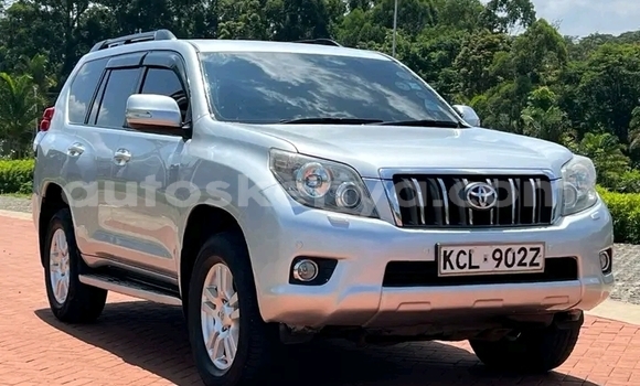 Oofamaa Toyota Land Cruiser Prado Other Makiinaa iti Busia keessatti West Kenya keessatti Oofamaa Toyota Land Cruiser Prado Other Makiinaa iti Busia keessatti West Kenya keessatti