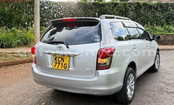 Nunua Ilio tumika Toyota Fielder Nyingine Gari ndani ya Busia nchini West Kenya