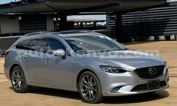 Oofamaa Mazda Atenza Other Makiinaa iti Changamwe keessatti Coast keessatti Oofamaa Mazda Atenza Other Makiinaa iti Changamwe keessatti Coast keessatti