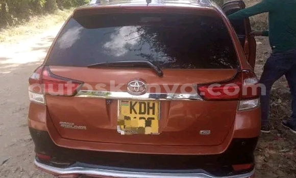 Oofamaa Toyota Fielder Other Makiinaa iti Busia keessatti West Kenya keessatti Oofamaa Toyota Fielder Other Makiinaa iti Busia keessatti West Kenya keessatti