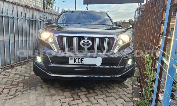 Nunua Mpya Toyota Prado Nyeusi Gari ndani ya Nairobi nchini Nairobi Nunua Mpya Toyota Prado Nyeusi Gari ndani ya Nairobi nchini Nairobi