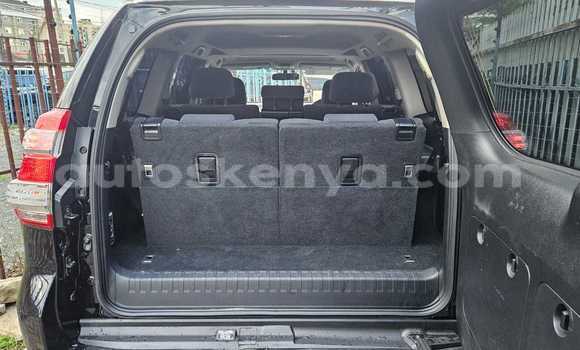 Nunua Mpya Toyota Prado Nyeusi Gari ndani ya Nairobi nchini Nairobi Nunua Mpya Toyota Prado Nyeusi Gari ndani ya Nairobi nchini Nairobi