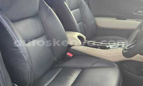 Nunua Mpya Honda Vezel Nyeusi Gari ndani ya Nairobi nchini Nairobi Nunua Mpya Honda Vezel Nyeusi Gari ndani ya Nairobi nchini Nairobi