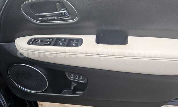 Nunua Mpya Honda Vezel Nyeusi Gari ndani ya Nairobi nchini Nairobi Nunua Mpya Honda Vezel Nyeusi Gari ndani ya Nairobi nchini Nairobi