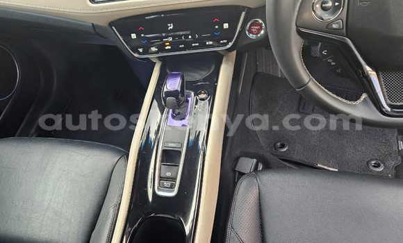 Nunua Mpya Honda Vezel Nyeusi Gari ndani ya Nairobi nchini Nairobi Nunua Mpya Honda Vezel Nyeusi Gari ndani ya Nairobi nchini Nairobi