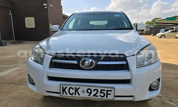 Buy Used Toyota RAV4 White Car in Bute in Northeast Kenya Buy Used Toyota RAV4 White Car in Bute in Northeast Kenya