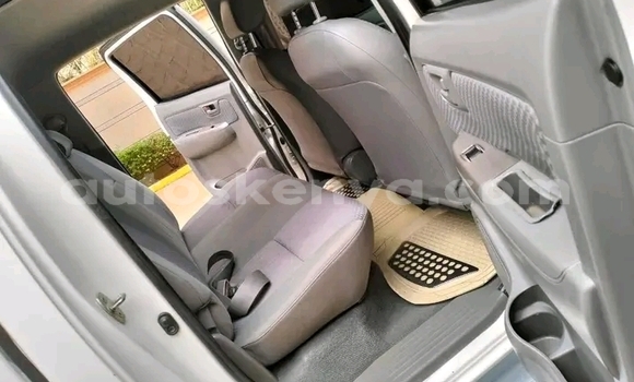 Buy Used Toyota Hilux White Car in Changamwe in Coast Buy Used Toyota Hilux White Car in Changamwe in Coast