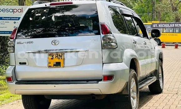 Buy Used Toyota Land Cruiser Prado White Car in Bute in Northeast Kenya Buy Used Toyota Land Cruiser Prado White Car in Bute in Northeast Kenya
